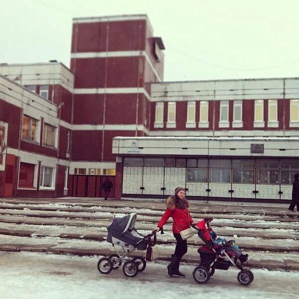 Гимназия 399 учителя. Гимназия 399 учителя. 399 гимназия красносельского. Гимназия 2 спб. 399 гимназия спб.