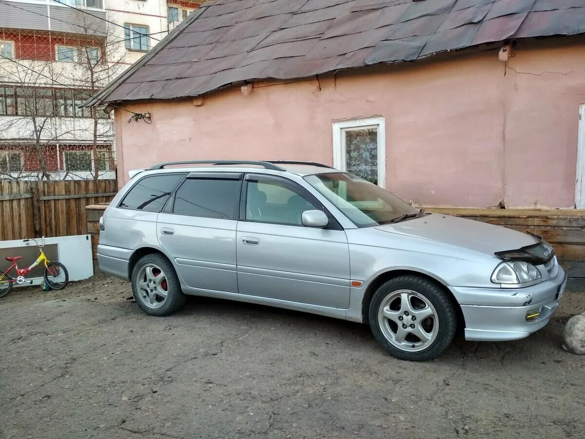 Калдина купить в улан удэ. Toyota Caldina серый. Тойота Калдина 1997 года. Тойота Калдина серая. Тойота Калдина серого цвета 2005.