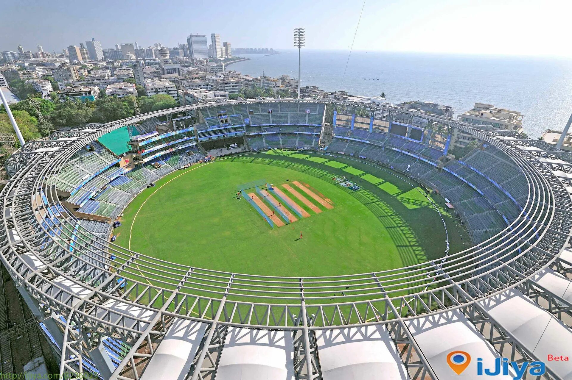 Крикет Индия стадион IPL. Wankhede Stadium Мумбаи. Стадион Цирион Лимассол. Mumbai Cricket Stadium.