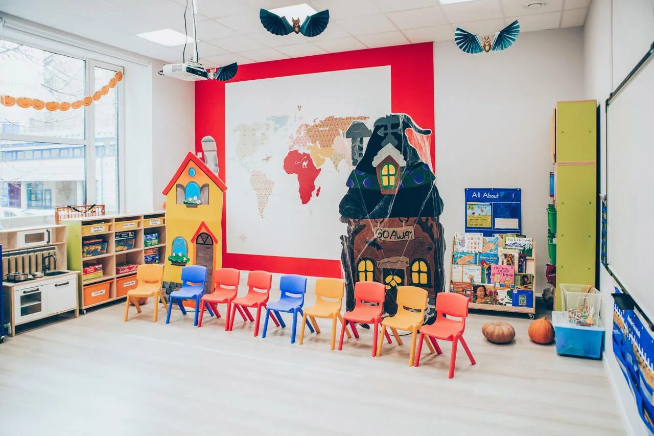 Английский детский сад москва. Английский детский сад discovery. Discovery детский english preschool. Дискавери детский сад. Сад discovery.