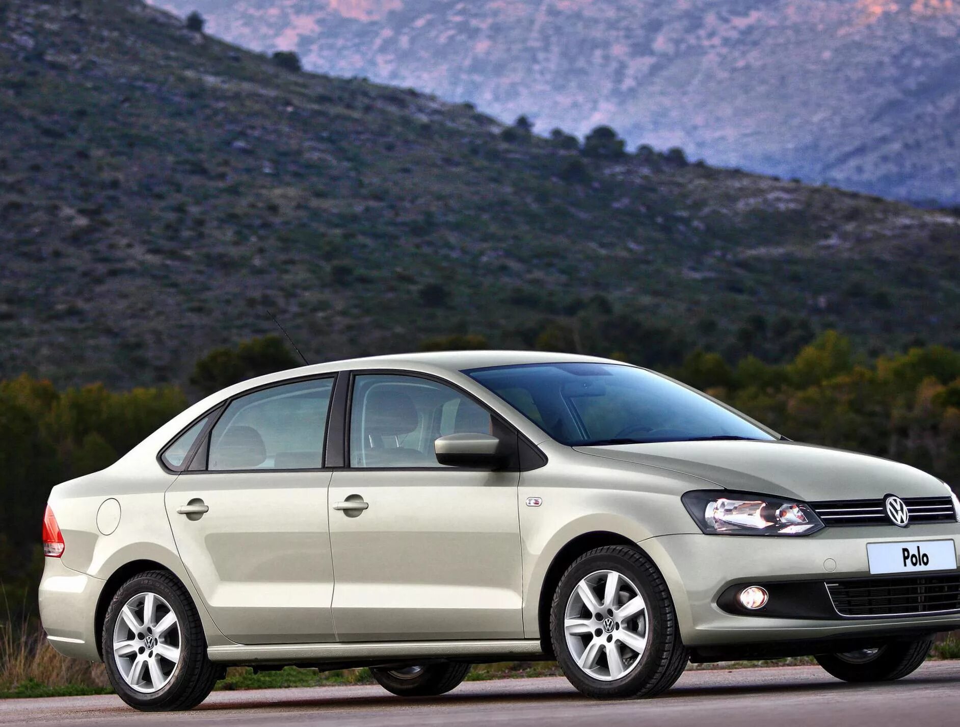 Седан г. Volkswagen polo sedan. volkswagen polo sedan (2010). фольксваген поло 5 седан. volkswagen polo 2010 седан.