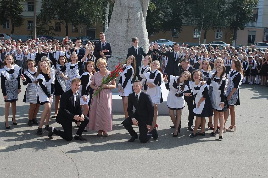 Эл жур школы 3. 3 Школа Арзамас. 16 Школа Арзамас. 16 Школа Саранск. Гимназия 2 Черняховск учителя.