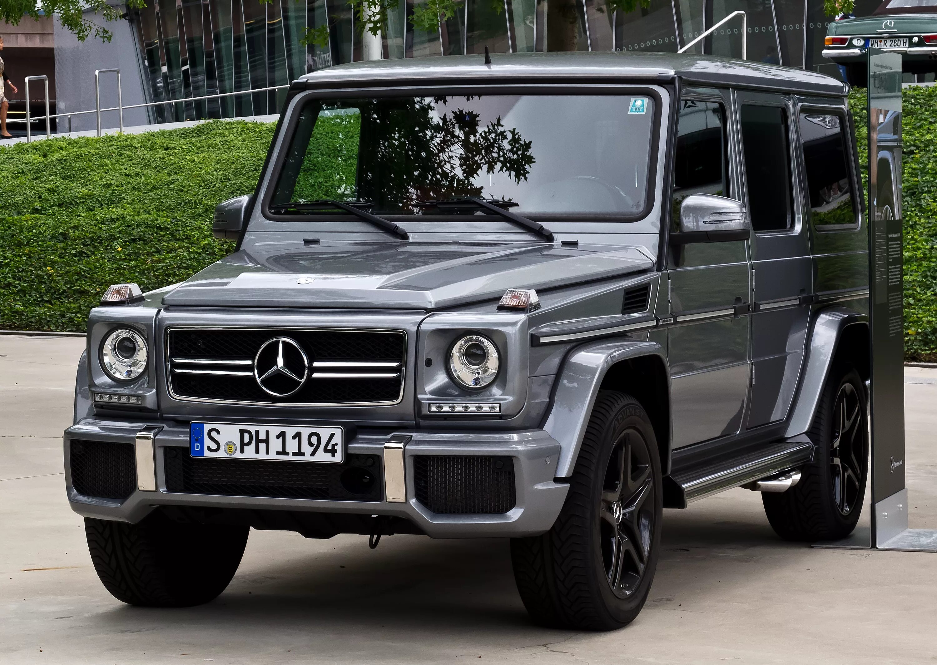 Мерседес джи 63. Mercedes Benz g63 AMG w463. Mercedes g463. Мерседес Гелендваген серый. Mercedes Benz g65 AMG.