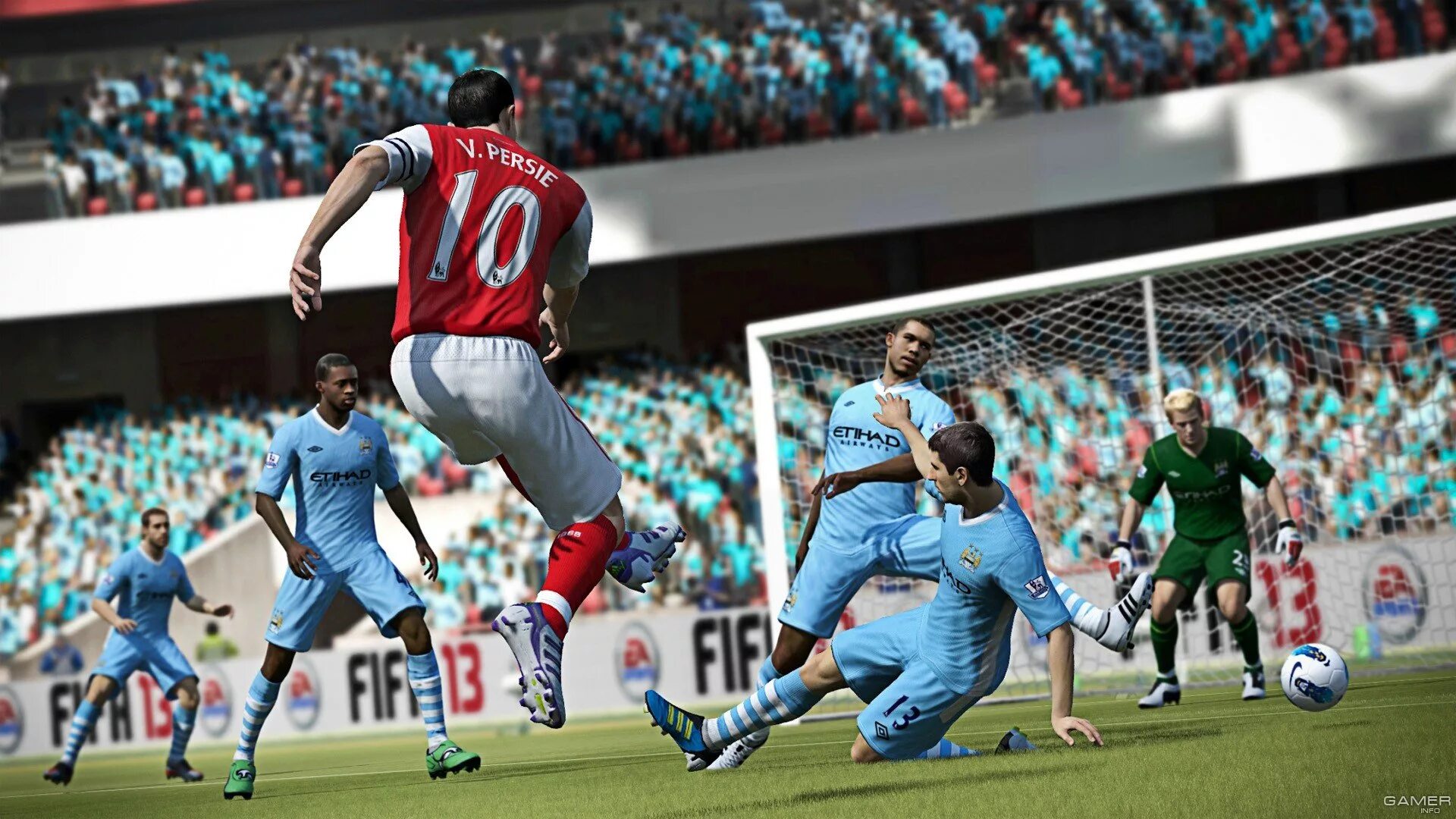 Последняя версия fifa. FIFA Soccer 13. FIFA 13 (PS Vita). FIFA 13 Xbox 360. ФИФА 13 геймплей.
