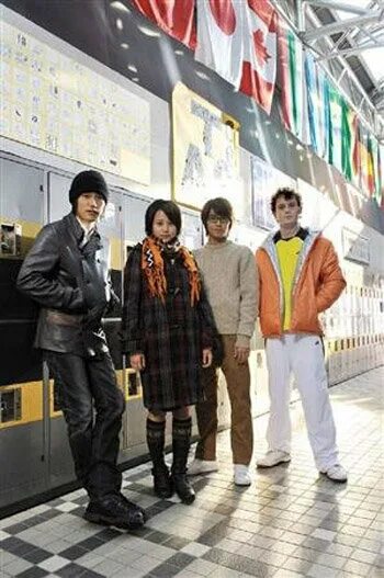 Мемуары подростка, страдающего амнезией фильм 2010. Воспоминания подростка. Мемуары подростка страдающего амнезией фильм 2010 эмма робертс. Мемуары подростка, страдающего амнезией фильм 2010. Мемуары подростка.