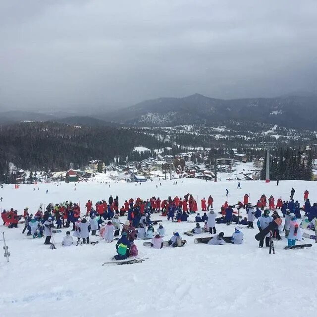 Шерегеш в феврале. Спуск комсомолка Шерегеш. 21.01.23 Шерегеш. День Йети в Шерегеше. Шерегеш 23