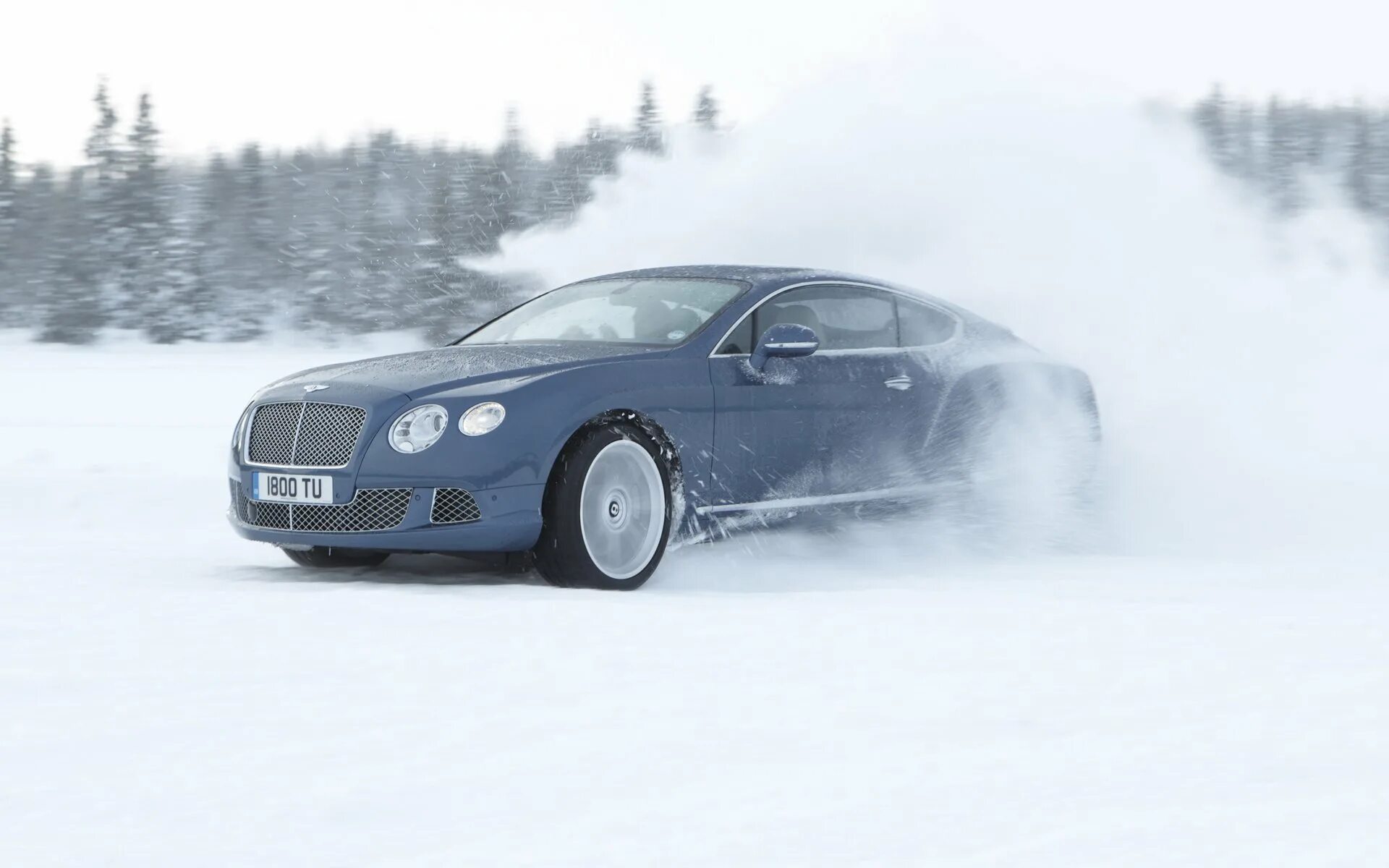 Машина снежка. Bentley Continental gt Winter. Bentley Continental gt Эдварда Билла. Bentley Continental gt зима. Bentley Continental gt Drift.