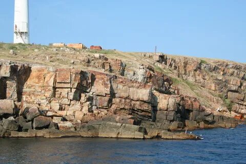 Остров белое черное море