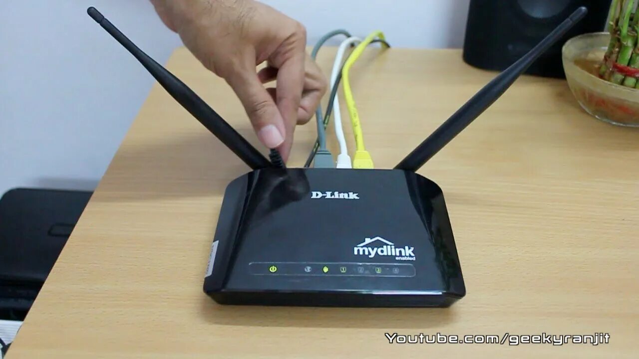 Переделать роутер. Wi-fi роутер d-link dir-636l. роутер d-link dir-300s. dir 605. d-link dir-605l.