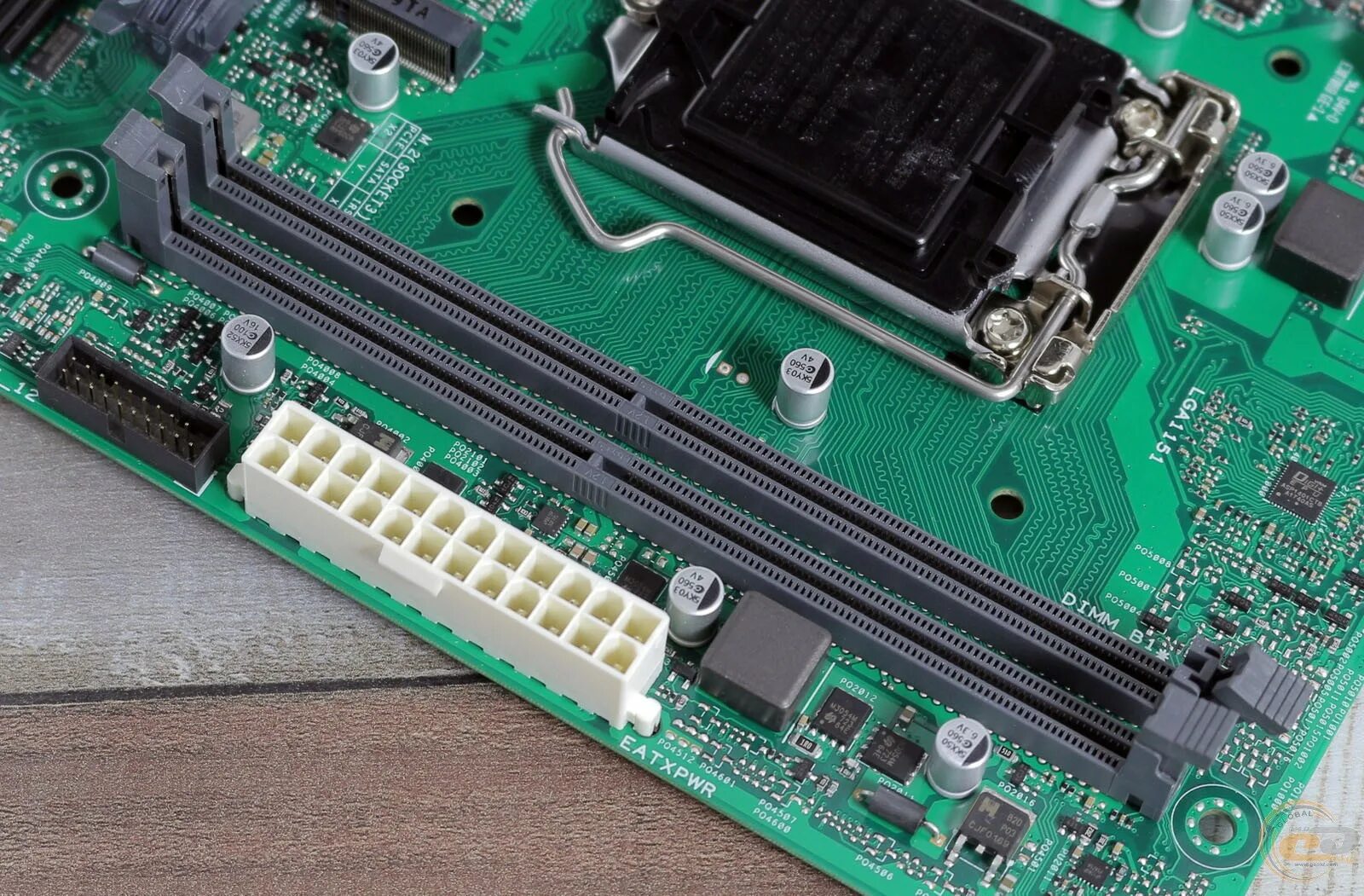 Двухканальная память слоты. ASUS Prime h310m-c. Материнская плата с оперативной памятью. Двухканальная ОЗУ В материнской плате. Системная плата ASUS Prime h310m-r r2.0 (1 PCI-E x1, 1 PCI-E x16, 1 m.2, 2 ddr4 DIMM, Audio, Video, Gigabit lan).