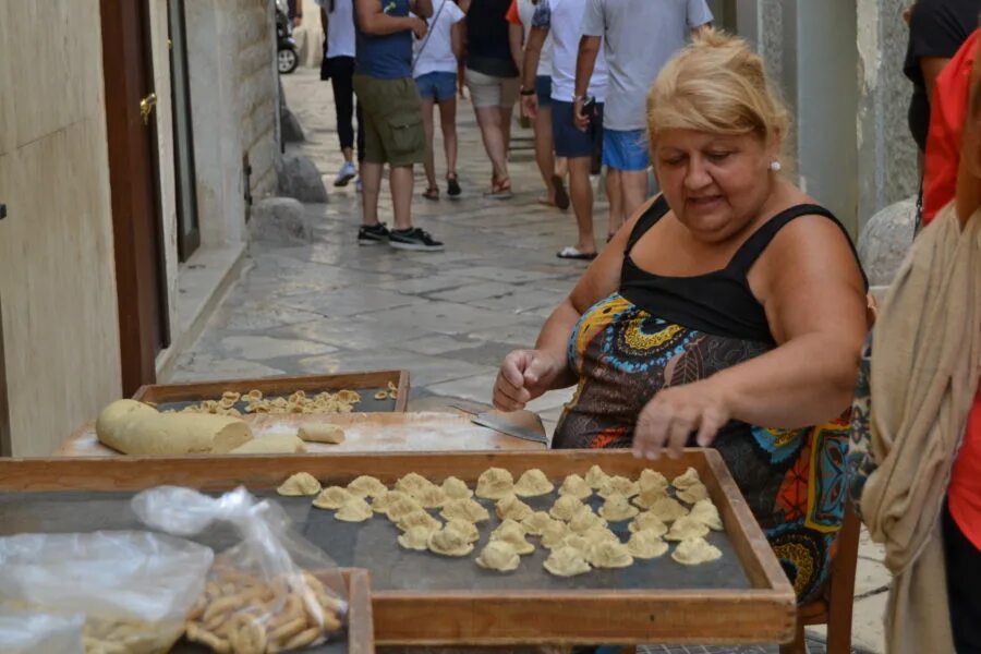 Паста di Bari. Бари Бари бабушка. Бари Пан жена-. Дома бабушек в Бари.