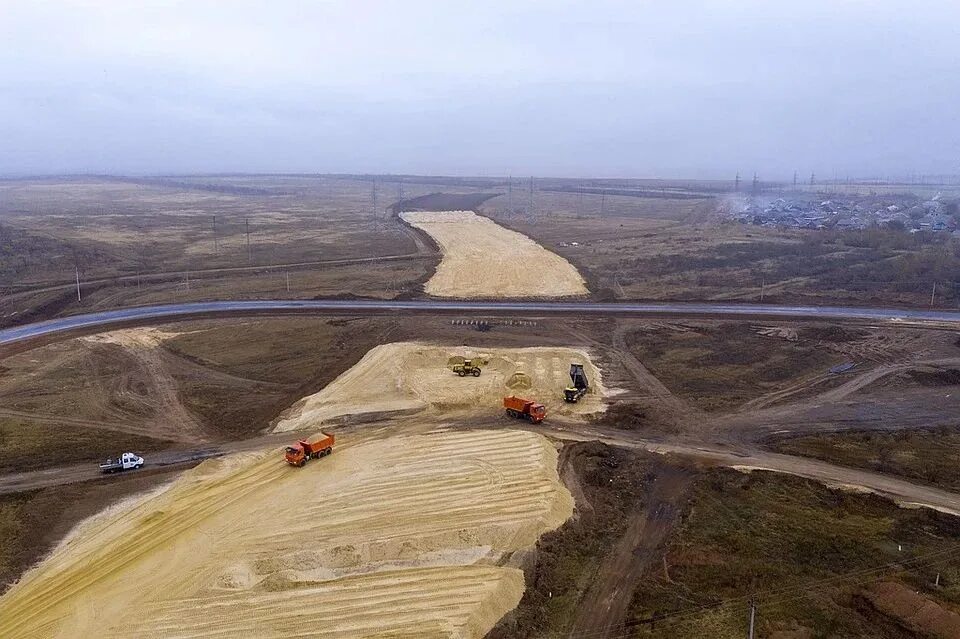 Новая объездная волгограда. Строительство дороги волгоград. Объездная трасса волгоград. Мост объездной в волгограде. Объездная дорога волгоград.