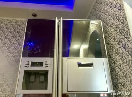 Зеркальный холодильник