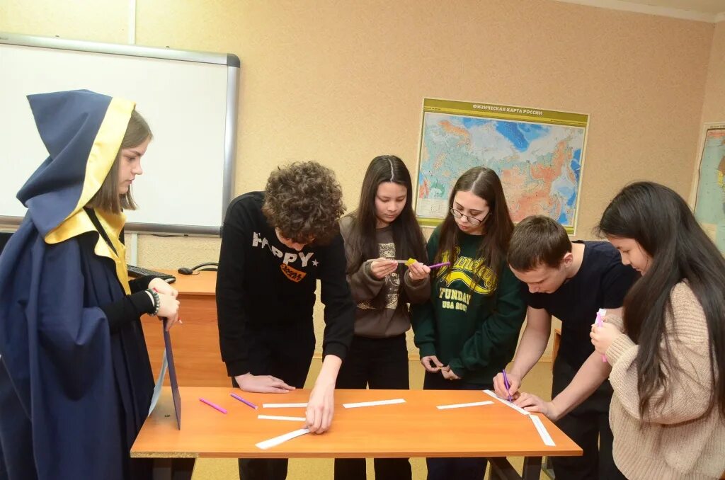 Мбоу сош 64 новосибирск. Педсовет в детском саду. Картинка необычная педсовет в детском саду. Квест педсовет. Квест педсовет.