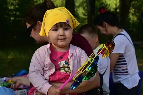 День поселка белый яр