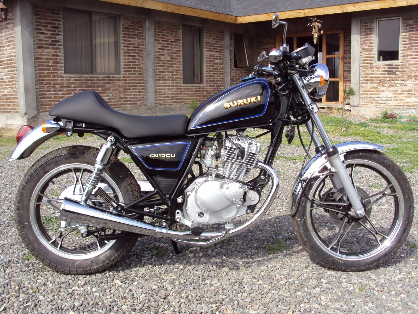 Сузуки GN 125. Suzuki GN 125 Cafe Racer. Мотоцикл Suzuki GN 125. Чоппер Сузуки 125.