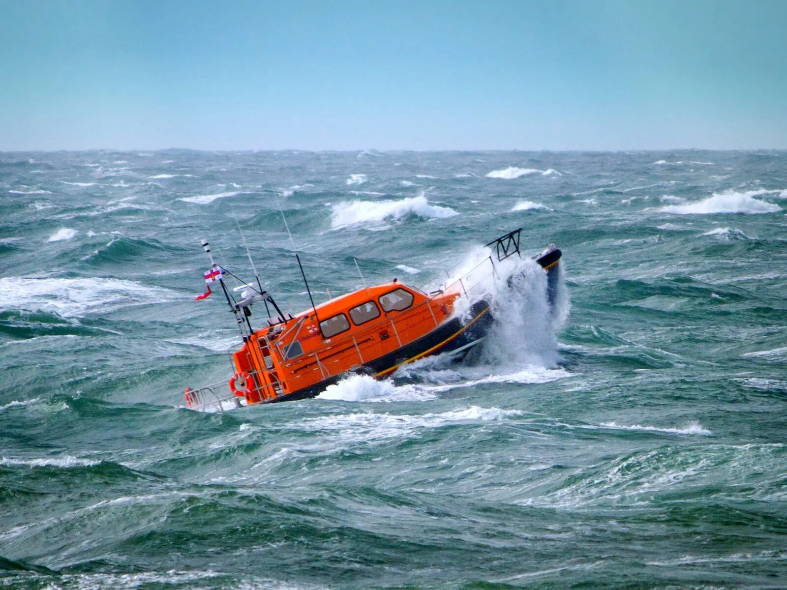 Морская шлюпка. Катер баркас. Баркас лодка. Прогулочная гребная лодка "фофан". Катер шторм 2.