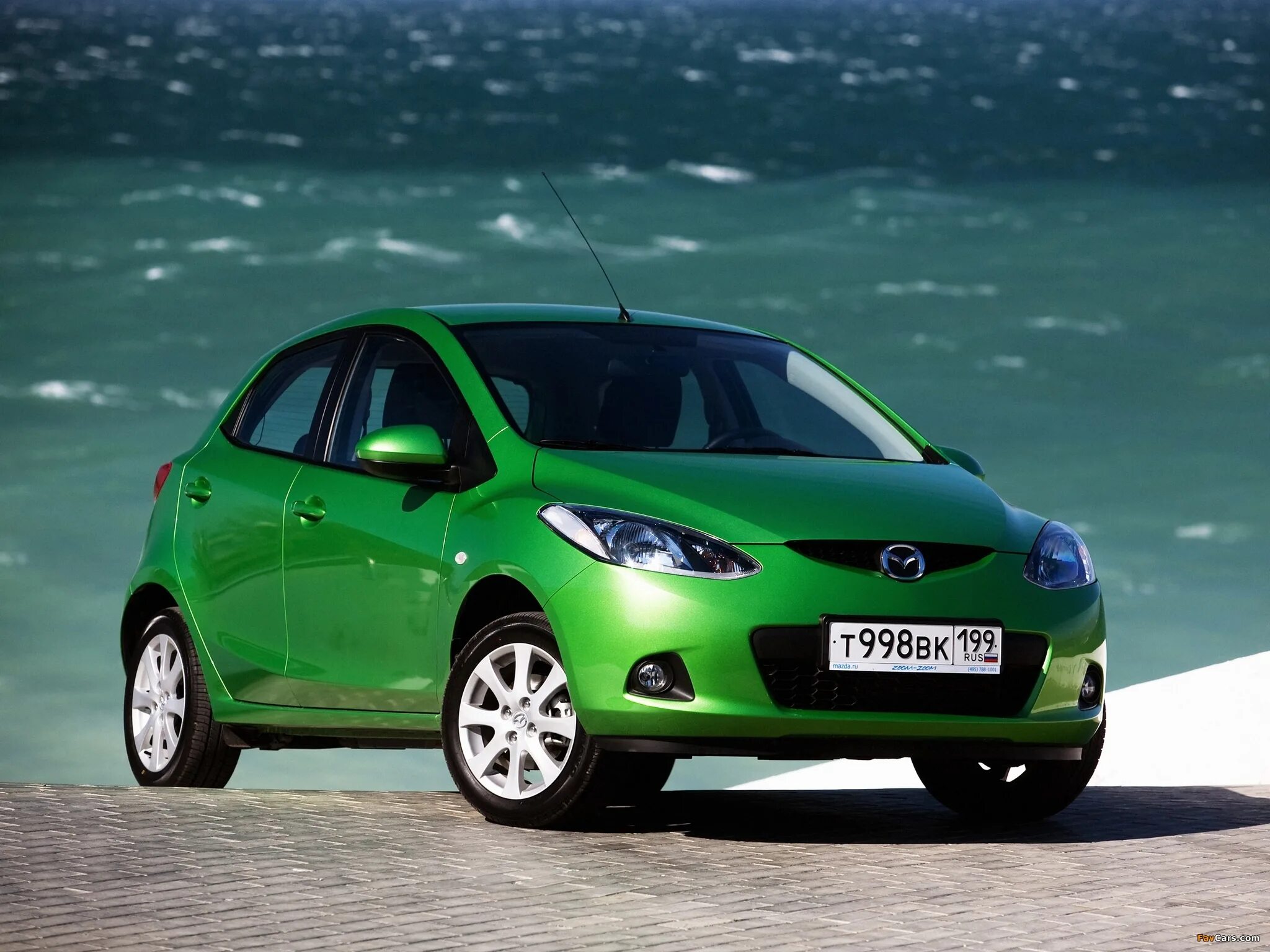 Купить машину 2007. Mazda 2. Мазда 2 2007. Mazda 2 2 поколения. Mazda 2 хэтчбек.