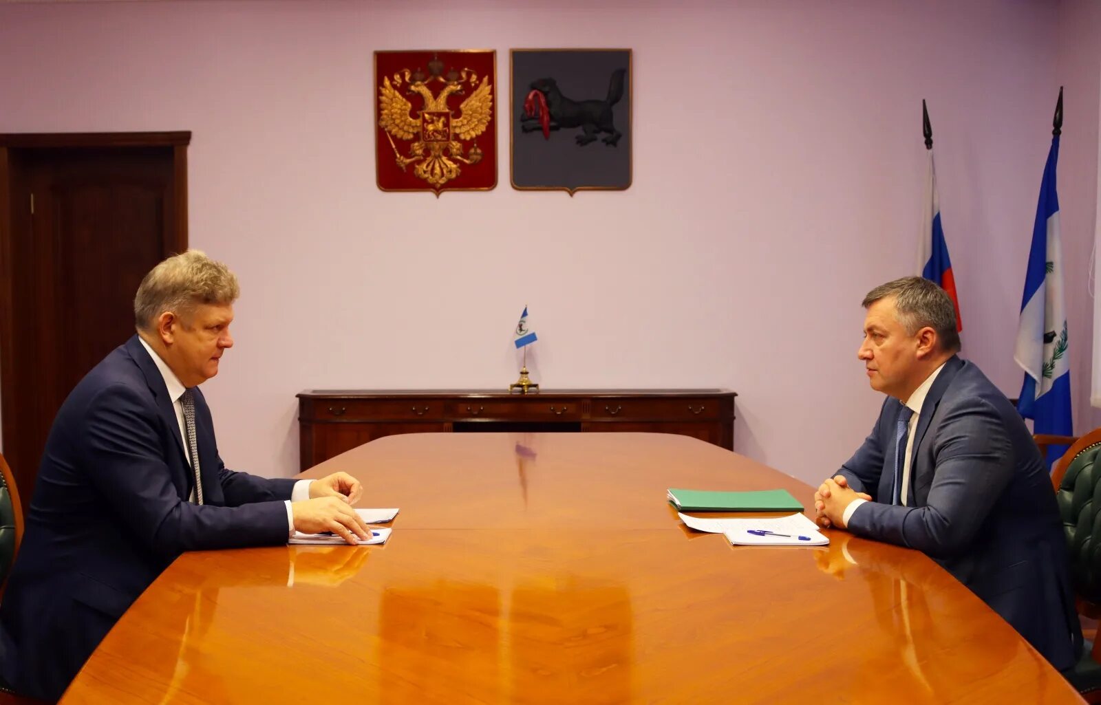 Полпредство по сибирскому федеральному округу. Полпред. Полномочный представитель по сибирскому федеральному округу. Полпред по сибирскому федеральному округу. Серышев иркутск.