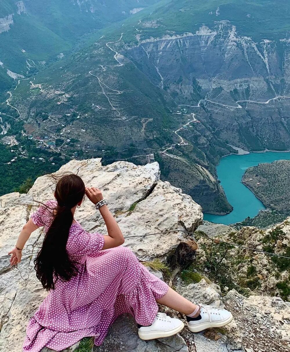 В какой стране горем
