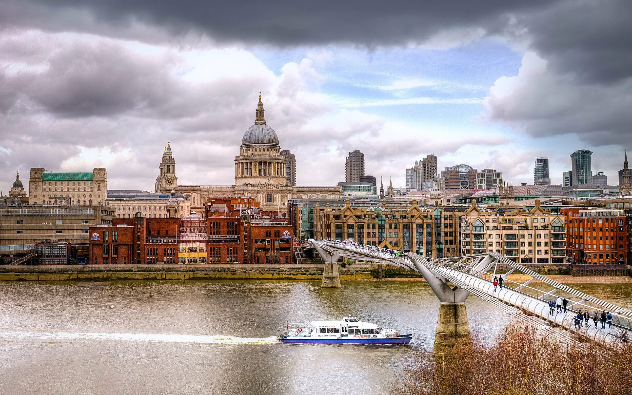 Egre london