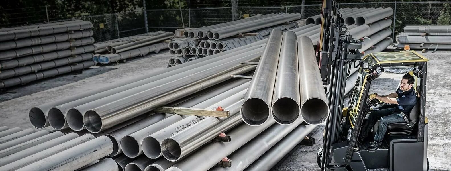High quality tube. High quality tube. High quality tube. Железная труба. Пруток вольфрам-рениевый.