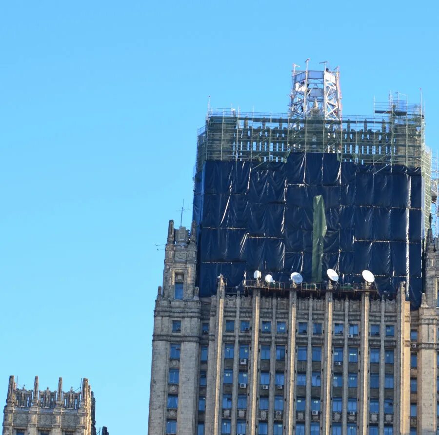 Без башни. Без башни. Шоу без башни. Башня стс 1973. Бпм без башни.