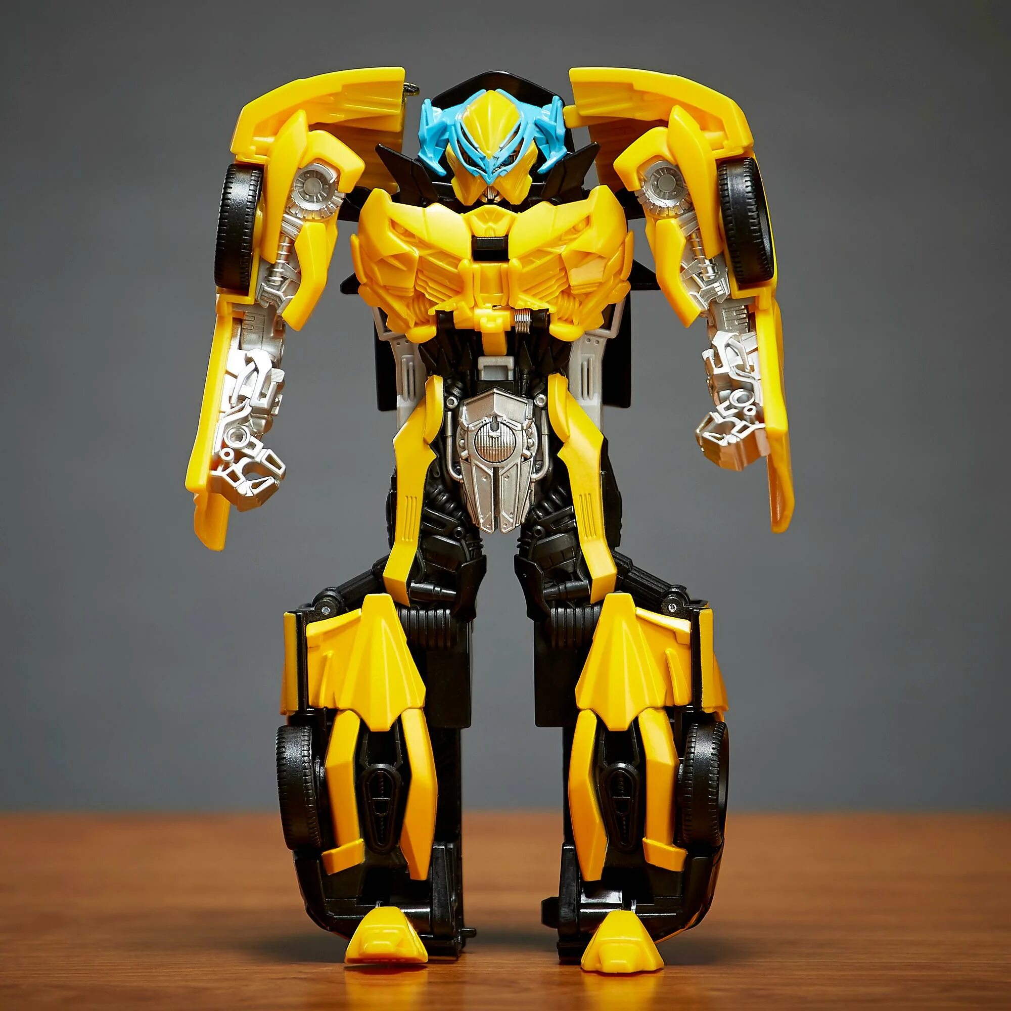 Балбамби трансформер. Hasbro transformers бамблби c1319. трансформер бамблби 20 см. робот трансформер бамблби turbo changer.
