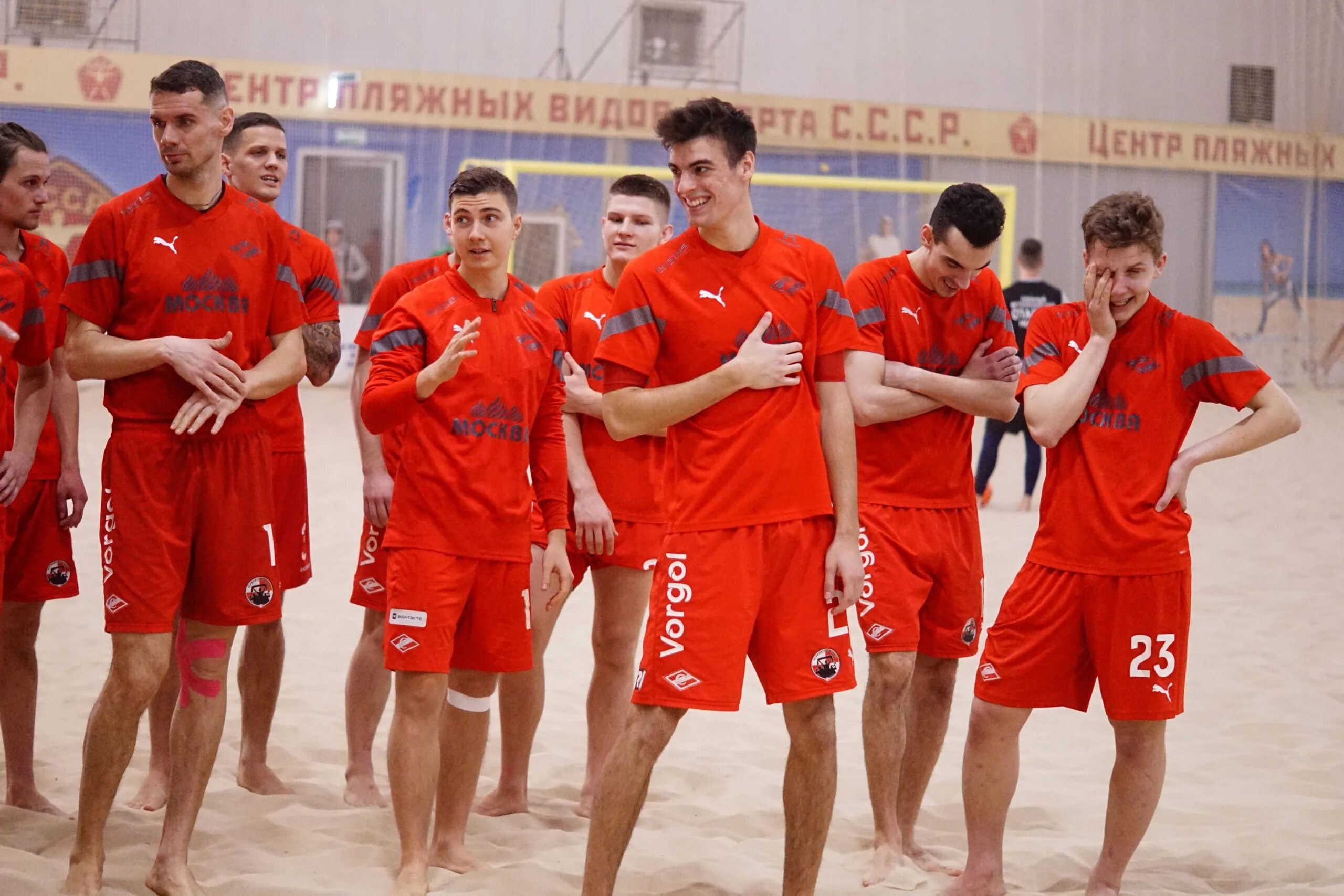 Россия япония пляжный футбол финал. Финал чм по пляжному футболу 2021. Чемпионат по пляжному футболу 2024 расписание. Матч премьер. Футбольная команда.