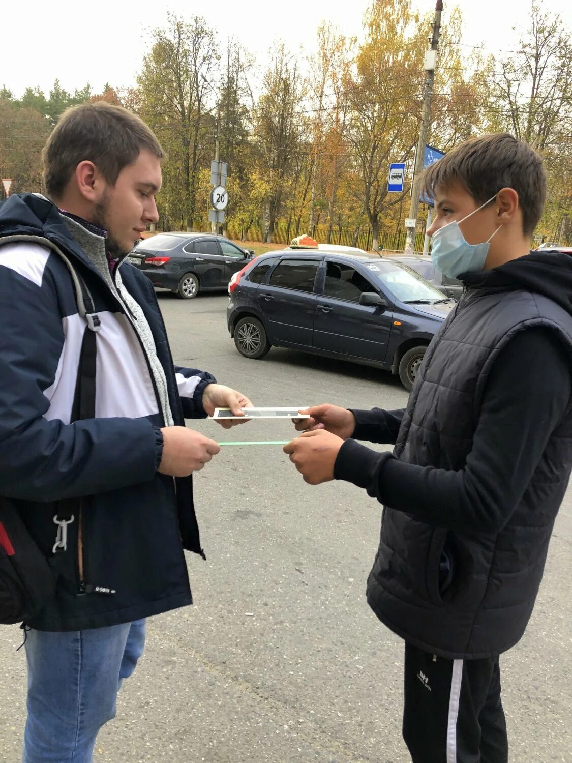 Подсказать выход. ГИБДД Выкса. Выкса ГИБДД Новиков. Сотрудники ГИБДД Выкса.