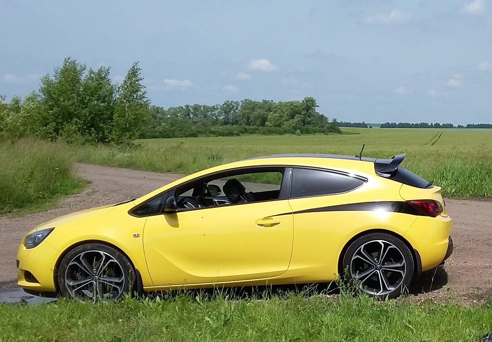 Gtc c. Opel astra j gtc. opel astra l gtc.