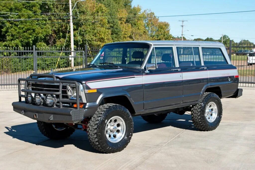 Jeep Wagoneer 1988. Jeep Grand Wagoneer 1988. Jeep Cherokee Wagoneer. Джип Чероки 1988.