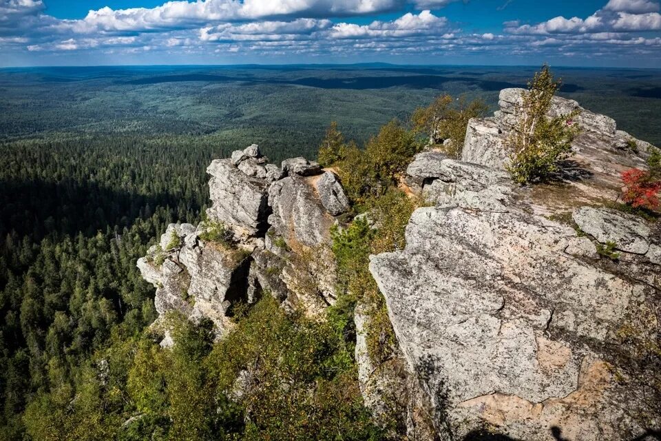 Гора Полюд Пермский край. Пермь гора Полюдов камень. Камень Полюд Красновишерск. Гора Полюд Пермский край высота. Купить 25 пермском крае