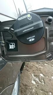 Крышка бензобака приора