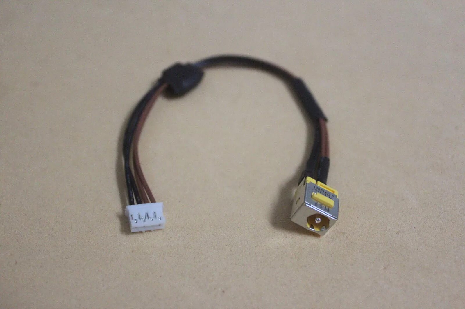Порт зарядки ноутбука. 1 разъем питания dc-in. Зарядка на lenovo д17m2pf1 порт зарядки. Порт зарядки ноутбука. Порт зарядки ноутбука.