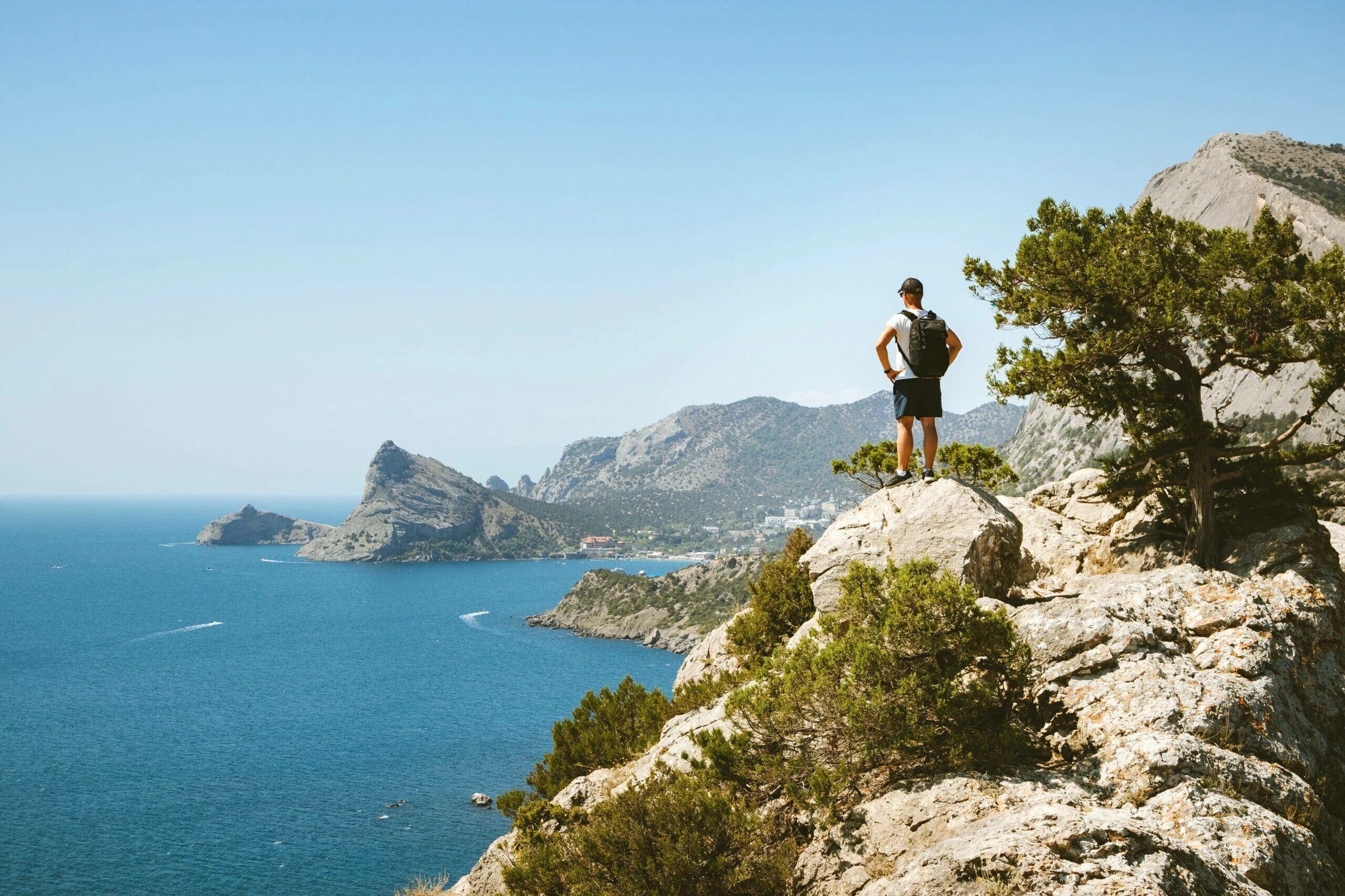 Судак Крым 2022. Лето в Крыму. Море горы Крым. Экскурсия в горы на море. Куда полететь в апреле 2024 на море