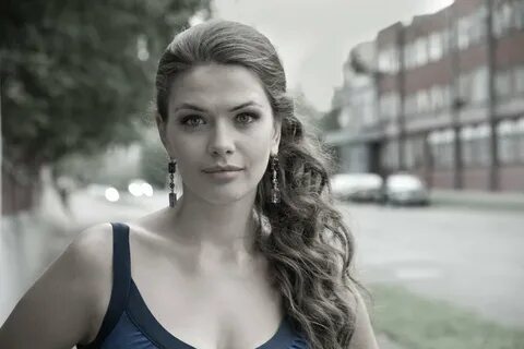 Порно бір жігітті ұрып жіберді