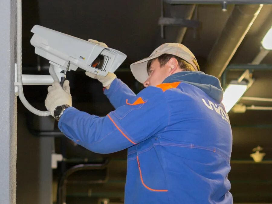 система вентиляции и кондиционирования воздуха. вентиляционное оборудование. монтажник систем вентиляции и кондиционирования. обследование зданий. монтажник вентиляции.