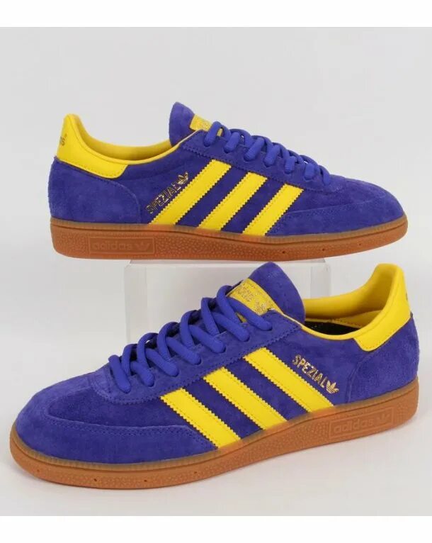 Adidas gazelle indoor 2013. Adidas gazelle indoor синие. Кроссовки адидас с желтой подошвой мужские. Адидас сине желтый. Adidas gazelle синие с желтым.