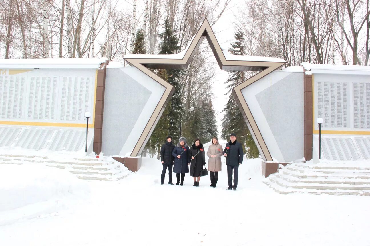 Волово Липецкая область. Мемориал а Волово Липецкой области. Аллея памяти Волово Липецкой области. Погода волово тульская на 14