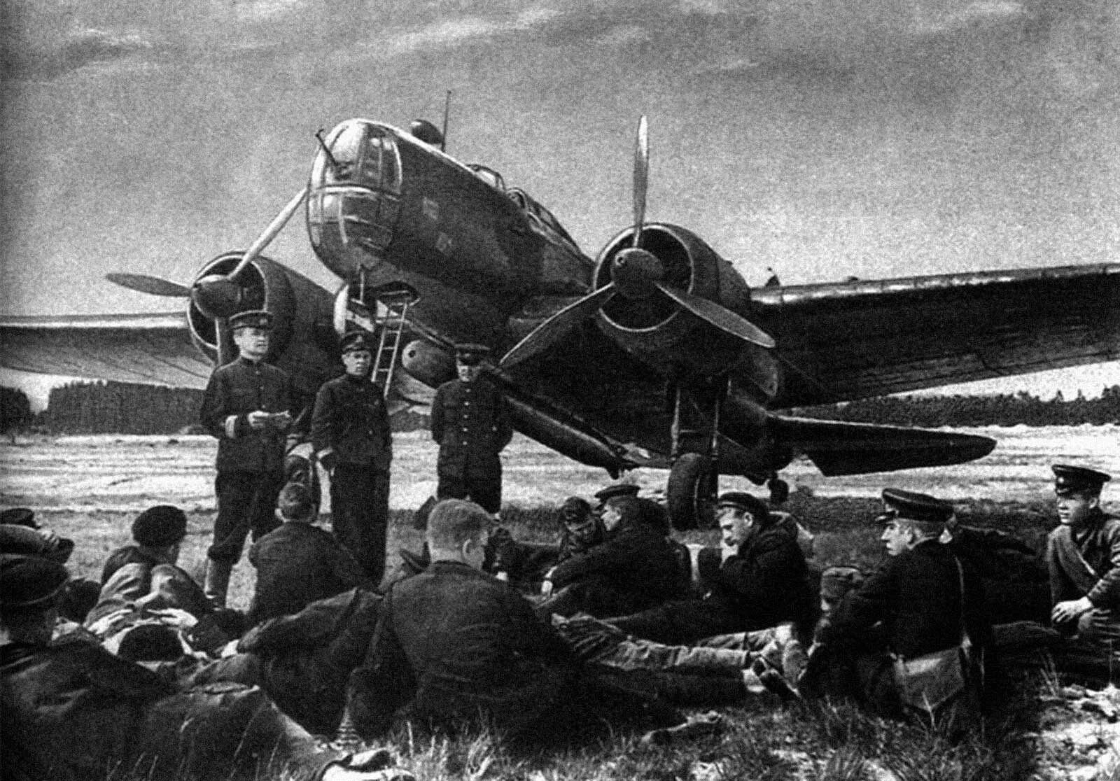 Авиация великой войны. ДБ-3 торпедоносец. ДБ 3ф бомбардировщик 1941 год. Торпедоносцы ВОВ 1941 1945. Бомбардировщик Великой Отечественной войны 1941-1945.