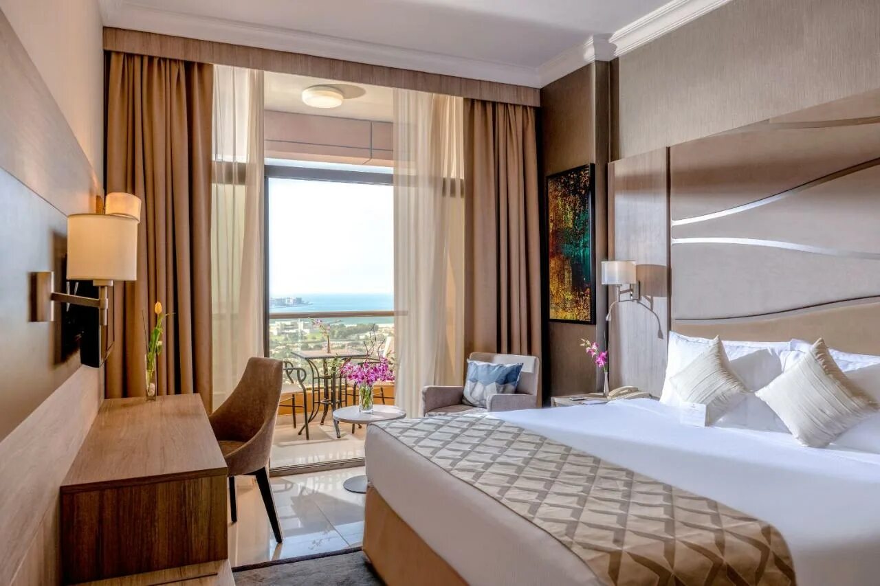 Hotel two. Two seasons hotel &amp; apart (ex. gloria hotel) 4* дубай. отель two seasons hotel hotel apartments дубай. two seasons hotel and apartments dubai 4* (аль-барша). отель глория дубай.