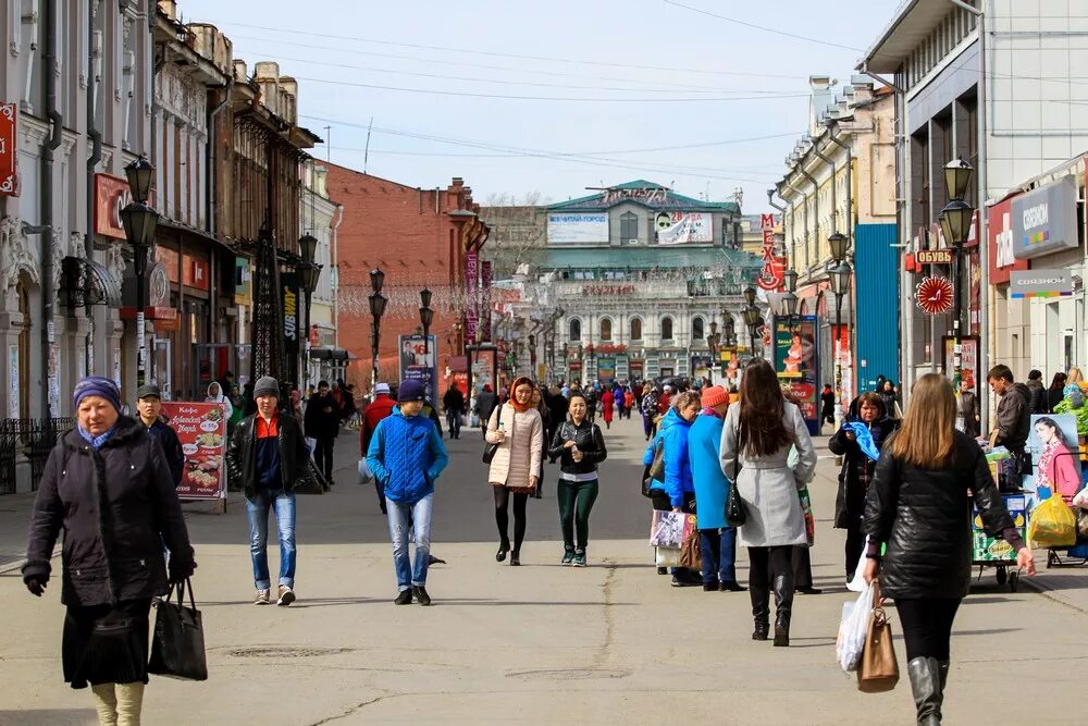 Жить в реальном времени. Улица Урицкого Иркутск. Улица Урицкого Иркутск 2022. Центральная улица Иркутска. Иркутск пешеходная улица Урицкого.