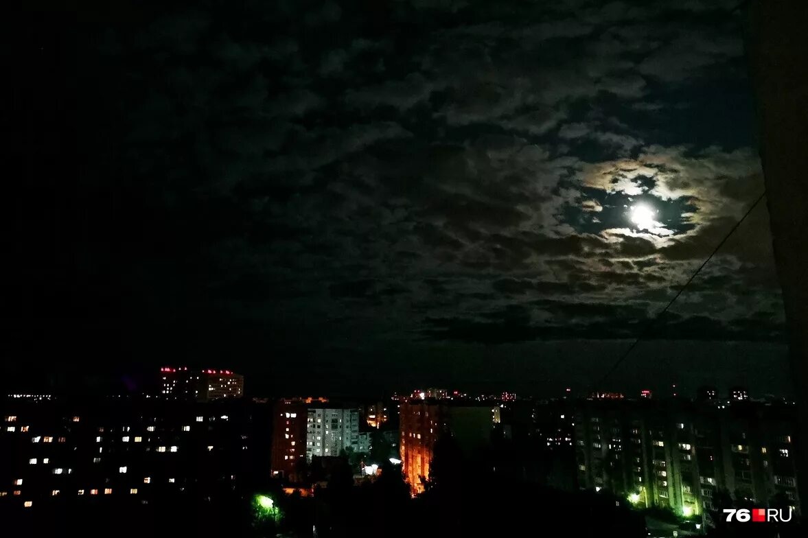Почему нет света дзержинск. Город без света. нет света ночью. нет света в городе. город без света ночью.