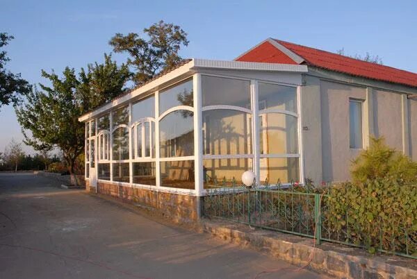 Кристалл ростовская область гостиница. Гостиный двор кафе. Пролетарск ростовская область гостиницы. Пролетарск ростовская область гостиницы. Гостиница в г.