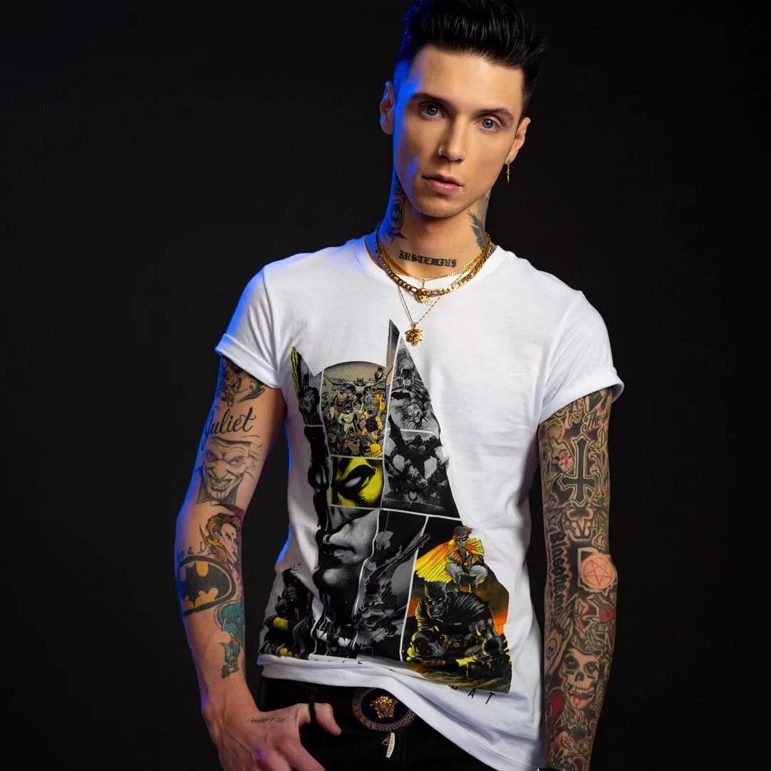Andy biersack 2020 обои. Andy williams christmas album. Энди блэк andy black 2020. Black veil brides энди бирсак 2021. Andy scott sweet.