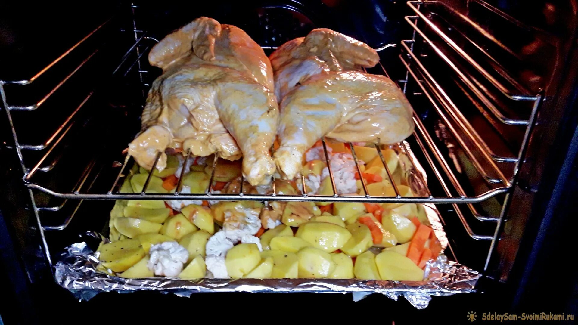 Курица целиком в духовке без фольги. Курица своя.