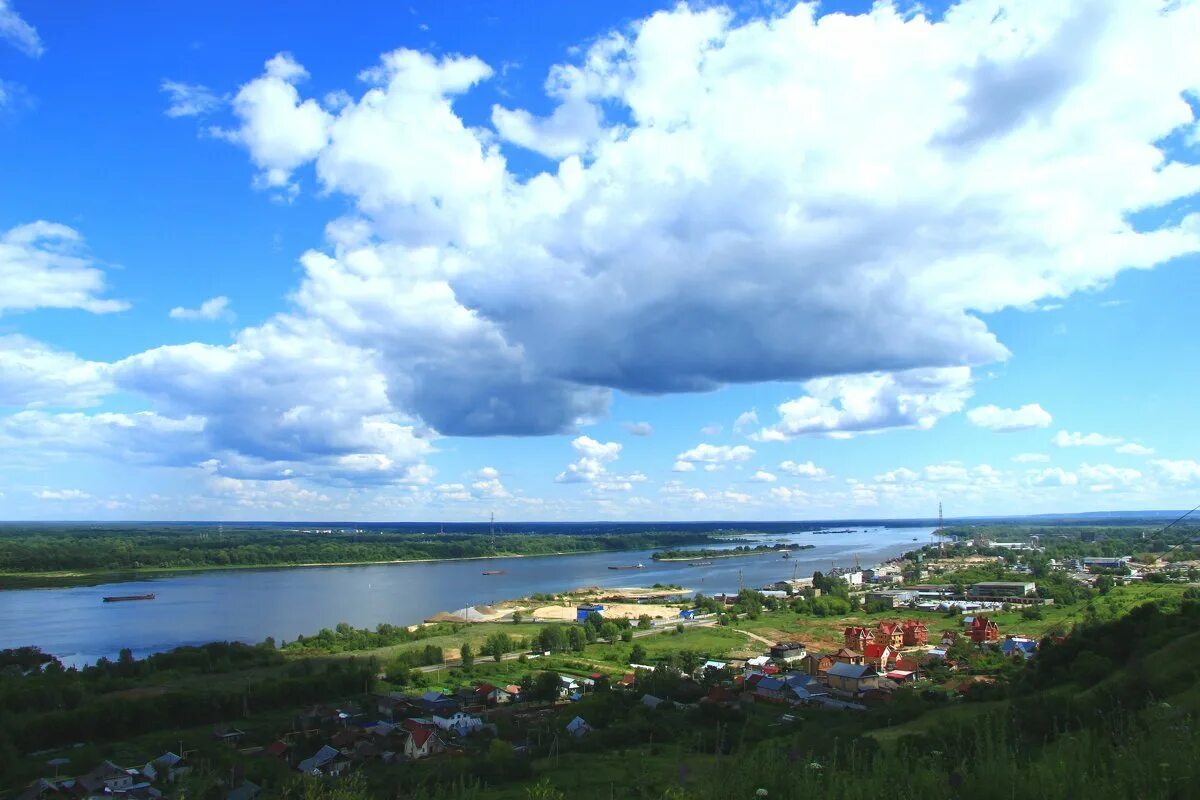 Аквапарк волжские дали саратов фото. Приволжские дали. Аквапарк ривьера саратов. Утёс степана разина саратовская область пейзажи. Санаторий волжские дали саратов фото.