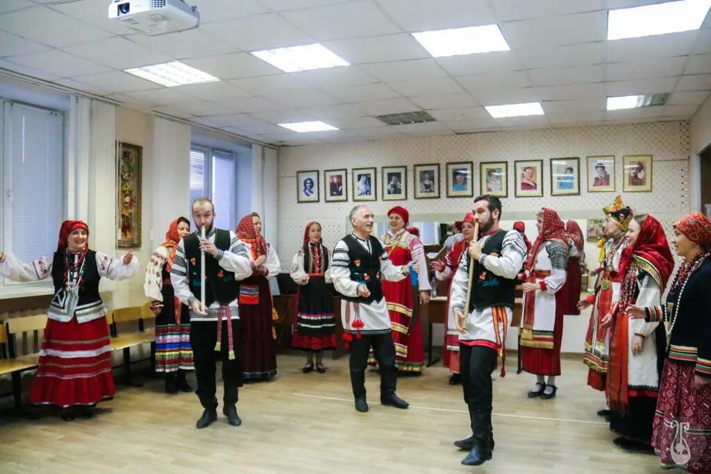 Новости искусства и культуры. Музыкальный факультет. Колледж культуры минусинск. Культура выступления. Хор контраст мгпу.