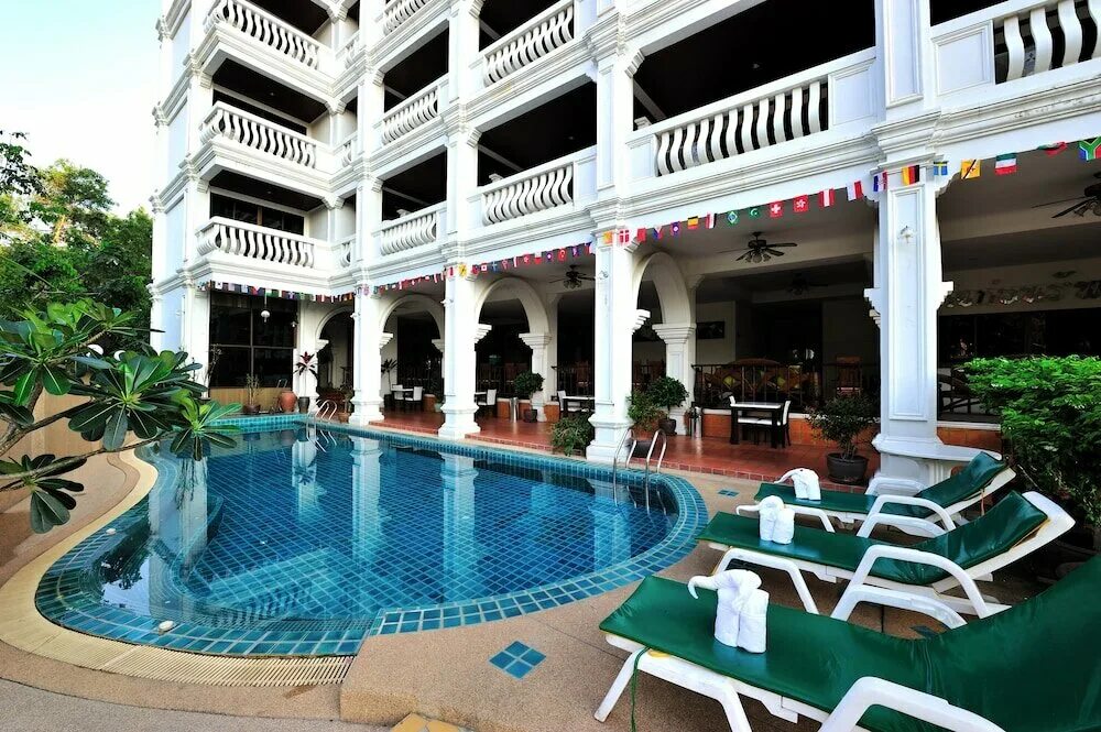 Пхукет апк резорт. Савадди патонг пхукет тайланд. Apk resort 3 о пхукет пляж патонг. Leelavadee resort. Patong resort 3 пхукет таиланд.